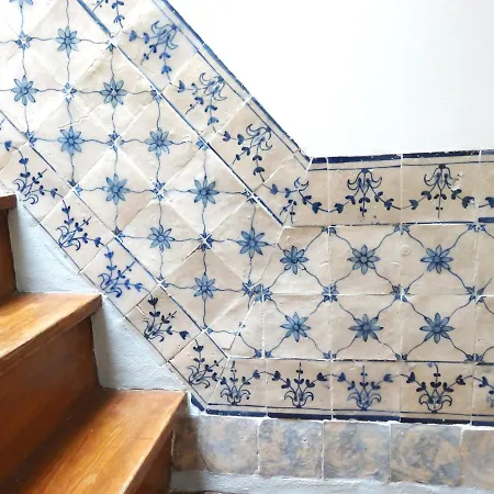 The Traditional Arts Memoir - Balcony At Downtown, 4th-floor No Lift Apartmán Lisboa